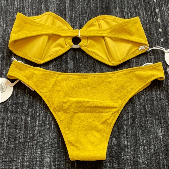 Tori praver bikini - Picture 5 of 10